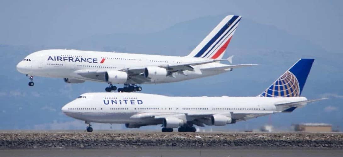 Air France Airbus A380 and United Boeing 747 at SFO