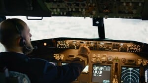 How Long Can Pilots Fly Per Day?