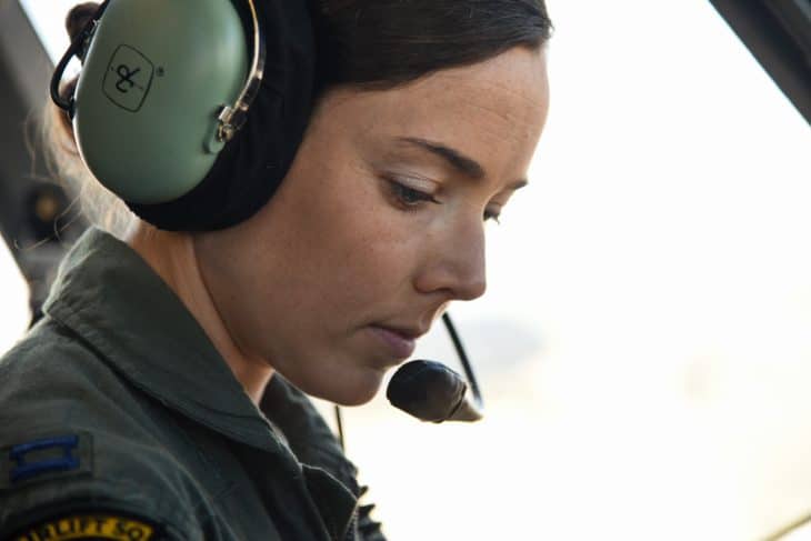 pilot-aviation-headset-women